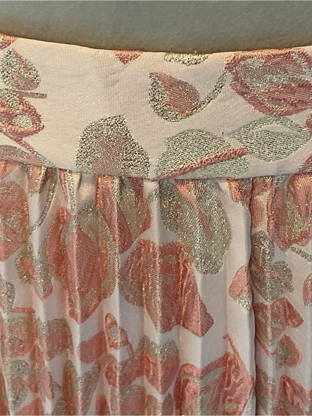 kate spade Pink Metallic Floral Pleated Midi Skirt - Picture 3 of 10